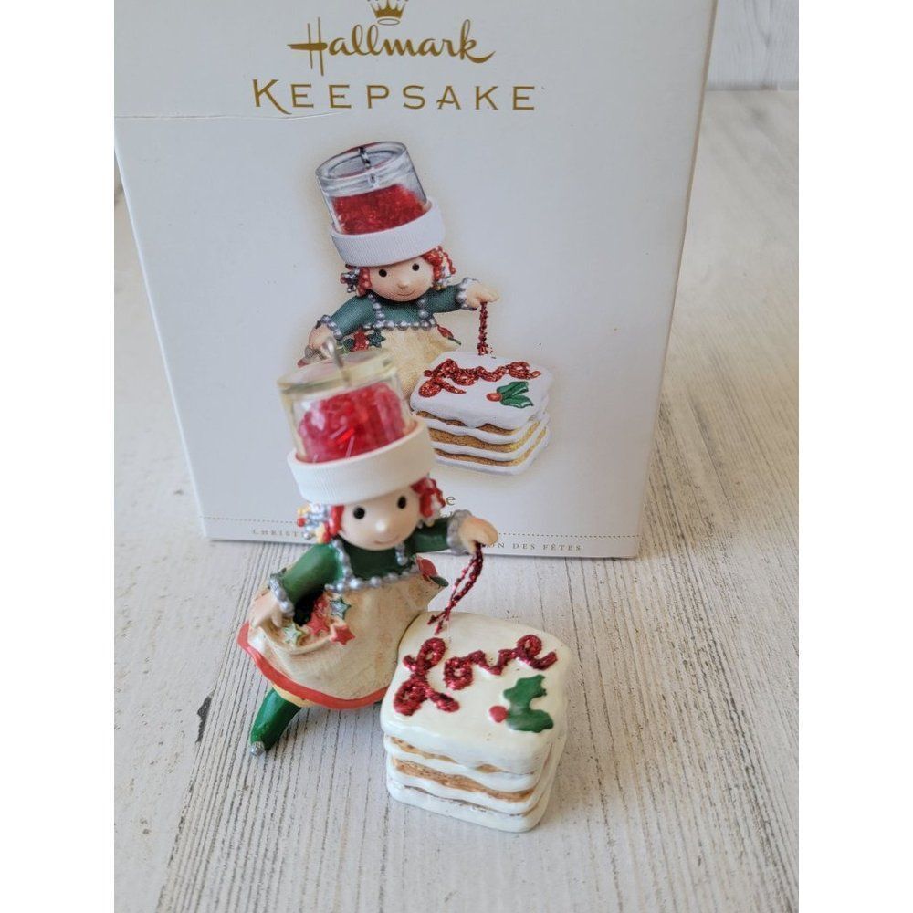 Hallmark sprinkle the Merry Baker's 2006 ornament Xmas Decor glitter